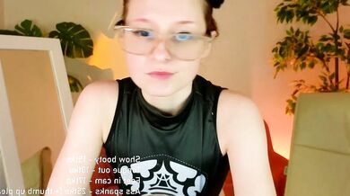 Nabichan - Beautiful assets and Ecstasy surrender in a naked video