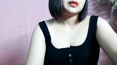 Mi Mi_0293 gets dirty with her best friend in a hot and heavy roleplay