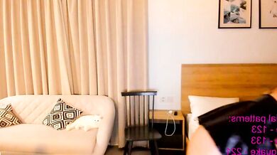 Watch seductive moans of lustful pleasure as lindamei gets her pussy and ass on camera!