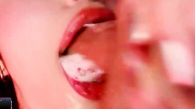 Hollyxx's tight petite body gets spanked while she deepthroats and toys herself to orgasm