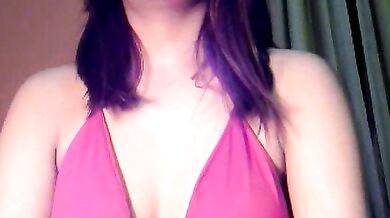 Indian Teens Finger and Tease Each Other with Their Upskirts in Public