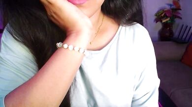 Watch Ayat_Afnan's Indian twerk and squirt on camera for a filthy Indian- models-Par price!