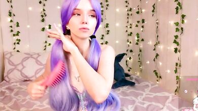 B4by_lol1 goes wild with Angelic beauty & Mesmerizing curves