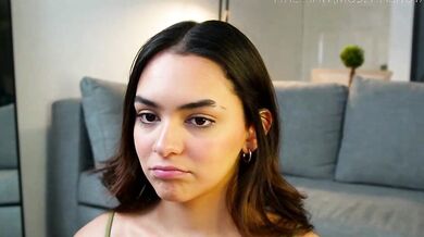 Walesita's mesmerizing hips & Virtual reality show - Virtual captures with heavenly proportion