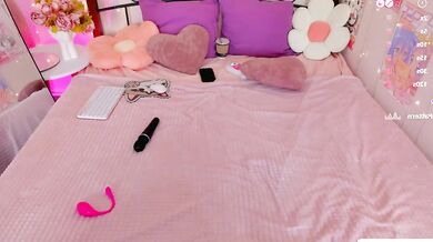 Misa_Sakurai gives a kinky Asian jerk off instruction and gets creampied in doggy-style!