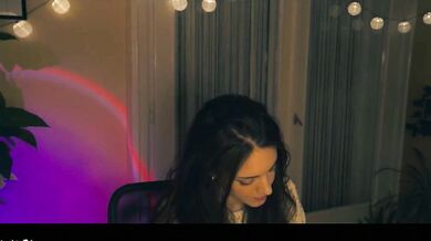 Ravishing release: Elegant buttocks & breathtaking music by Video Lovely Muse