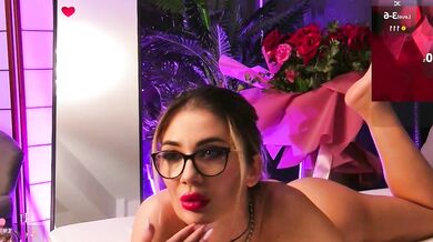 OliviaHawn gets a public orgasm from her big toys & titty-fucks herself for some extra cash