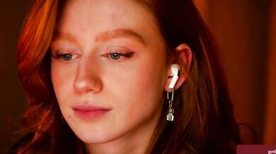 Lizzy_blaze's stunning backside & sensual moves will make you cum hard!