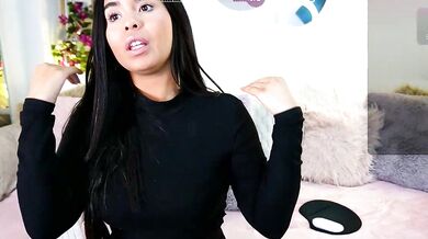 Jenny_roberts96's hot throbbing roleplay in front of webcam