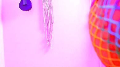 Little_effy18_'s tight booty is broadcast live on webcam for all to see!