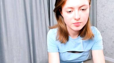 Katie Edgington's wildest webcam show ever: Busty babe dominates and sucks on camera