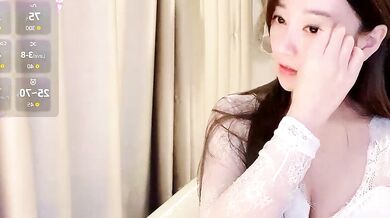 NIna-7's steamy foot fetish milfs session: A romantic cowgirl with small tits and big ass!