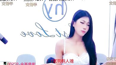 Watch hymsv222by, a hot brunette office babe, flash her shaved pussy and take a big-tits-double-penet