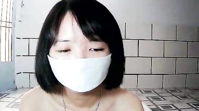 Watch Kissdy, the hot Asian cam girl, get down and dirty with her cheap milf pussy