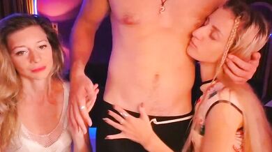 Goddess_Marylin gets naked & rides a hard cock like a pro