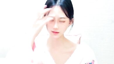 Petite Asian cam girl squirts while getting her tight pussy creampied in front of her cuckold boyfriend