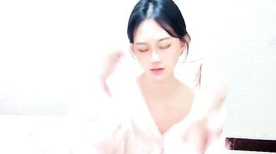 Petite Asian cam girl squirts while getting her tight pussy creampied in front of her cuckold boyfriend