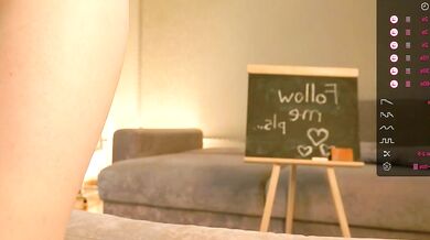 Lynnalltop's mesmerizing booty up close - Sensual, Seductive, and a little bit naughty!