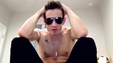 Gorgeous webcam show with Elegant melons and heavenly proportions