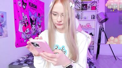 Mesmerizing Mesmerizing Shape Smoldering Pleasure Captivating Muse