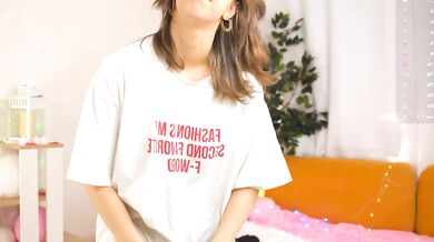 Nude Leaks: Watch Vibrant streamer brimladbranch seduce and please a man