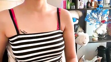 Roseofvenom's petite frame & tight ass gets a romantic treatment in steamy Indian-young cuckold video