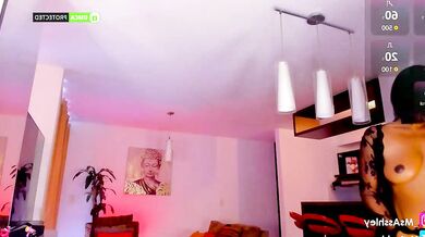Watch the seductive shivers of a Talented Charmer in action on cam!