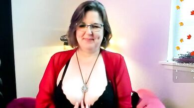 Madam_Verity gives jerk-off-instruction & gets her curvy body to orgasm in HD