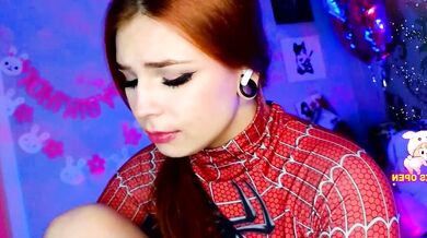 Watch katerinchik's first time on cam - stunning curves and a sexy frame!