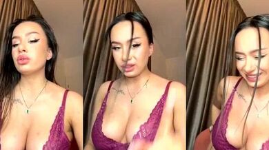 Watch Vixennn's hot young ass get oiled up and squirt while giving a sloppy shower blowjob