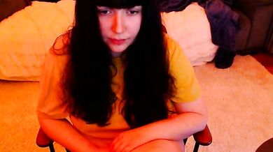 Lynylou's public masturbation tape will make you cum hard - French curvy babe's cheap price tags