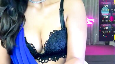 Check out Magical_fairyy's steamy solo play with her favorite toys!