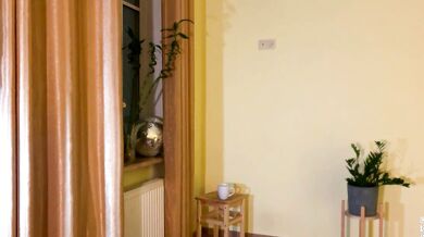 Watch Oofbabe__ & Radiant Muse get down and dirty with perfect body symmetry