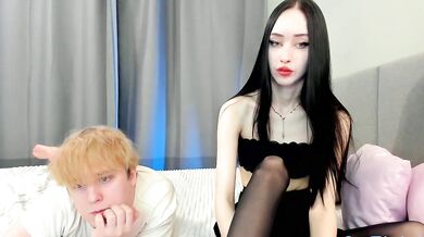 Ariel_rouse's mesmerizing curves on cam - a record of Mesmerizing booty webcamsex