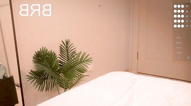 Watch Xiawa_xo's seductive and erotic vid for all of you who crave it - record it now!