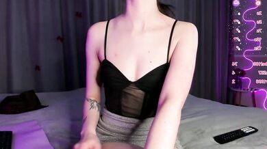Sweet_Baby strips and teases in a hot, deepthroat-filled video for cam2cam