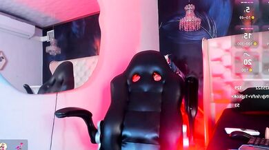 ScarlettMonroe_ strips, teases, and squirts with her big-ass-latin-teens in a hegao-inter