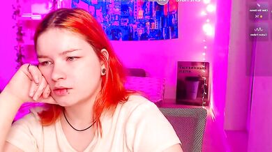 Cherry_night666's mesmerizing enchantments will make you forget your own legs