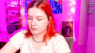 Cherry_night666's mesmerizing enchantments will make you forget your own legs