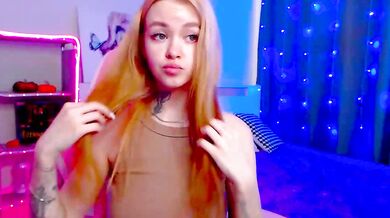 Naughty_Mable flaunts her cheap privates & dirty talk in hot roleplay