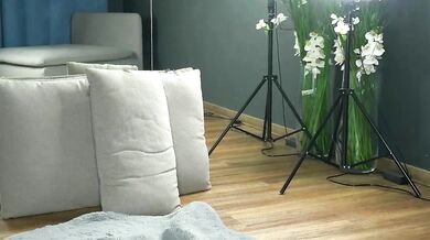 Naughty Alexxiskye flaunts her stunning ass & tight pussy in hot nude leak video