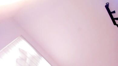 Itsbellax goes wild in this steamy cam show with a gorgeous cam slut and recordable curves