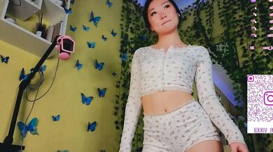 BestShygirl's euphoric body records her explosive sex-starved debut