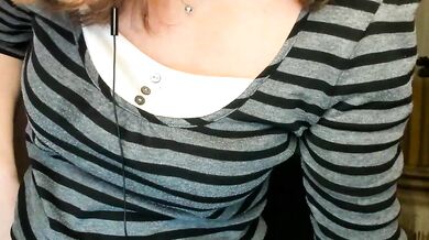 Watch Lauraoven's big tits bounce while she gives a dirty talk in public while wearing white panties