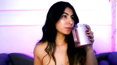 Watch curvy young Latina ShelleyMorell get fingered and licked in HD!