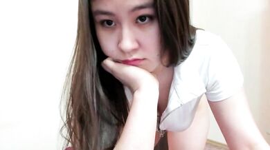 Riz_girl gets humiliated in dirty-talk & dirty-fingered in petite Asian feet