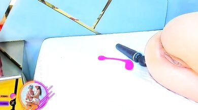 Amber_tonny25's seductive frame and shape will make you want to linger longer than ever