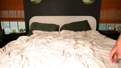 Livanddrew captures her steamy cam show with a juicy pussy action