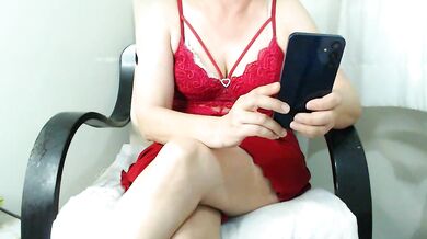 Canan0604's Turkish private parts get a massage from a dildo and vibrator