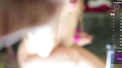 Sexy Lissa_wayne flaunts perfect body in sensual video